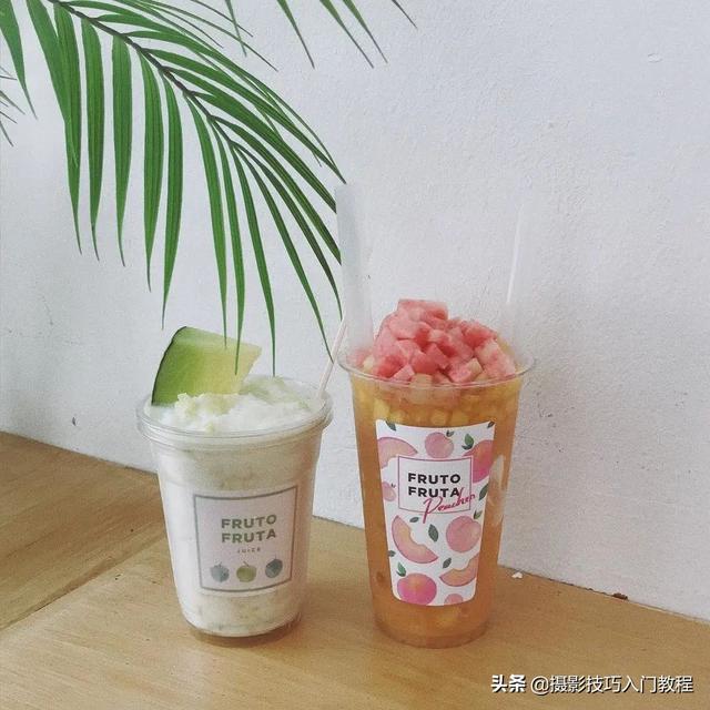 發(fā)朋友圈的手拿奶茶圖片蜜雪冰城，發(fā)朋友圈的手拿奶茶圖片高清？