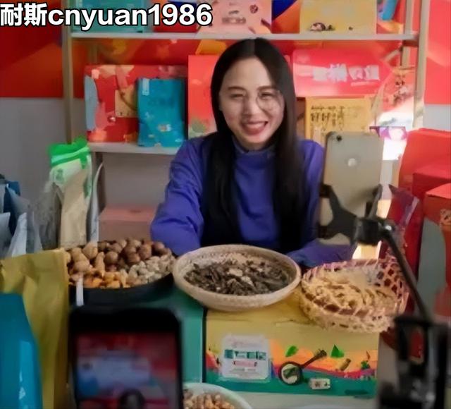 抖音直播間上架商品的方式（抖音如何邊直播邊上架）