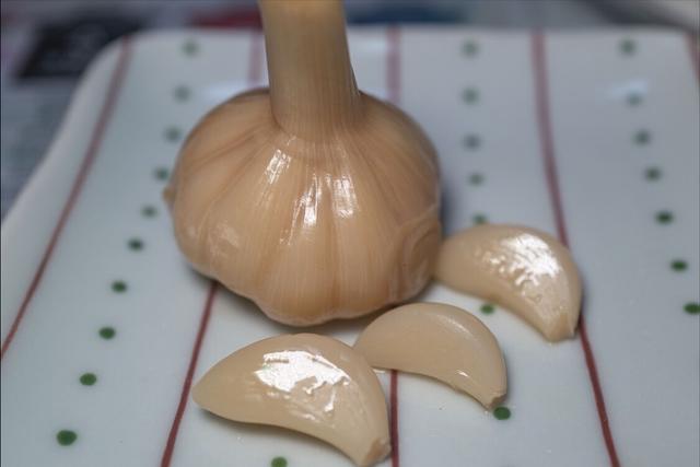 五斤糖蒜的腌制方法家常（糖蒜的腌制方法10斤蒜怎樣配料）