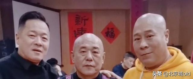 白小航背后老大（白小航）