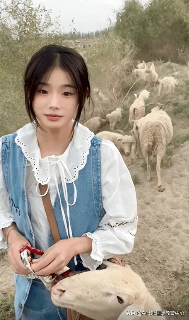 抖音美女千千萬下一句是什么啊視頻，抖音美女千千萬萬？