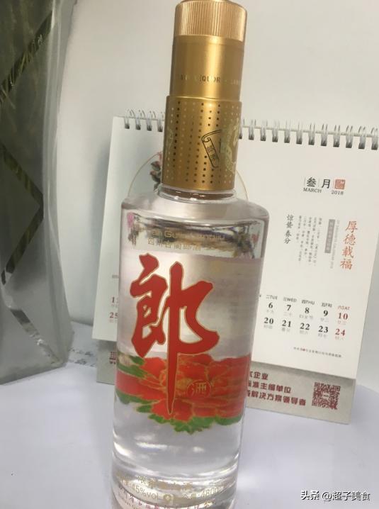 喝酒后適合發(fā)朋友圈的圖片，適合發(fā)朋友圈的喝酒圖片_簡短？