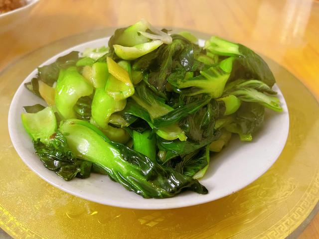 朋友圈菜品宣傳文案，朋友圈發(fā)菜單文案？