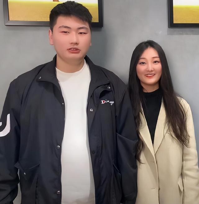 抖音櫥窗帶貨背景圖片怎么弄，抖音櫥窗帶貨背景圖片素材？