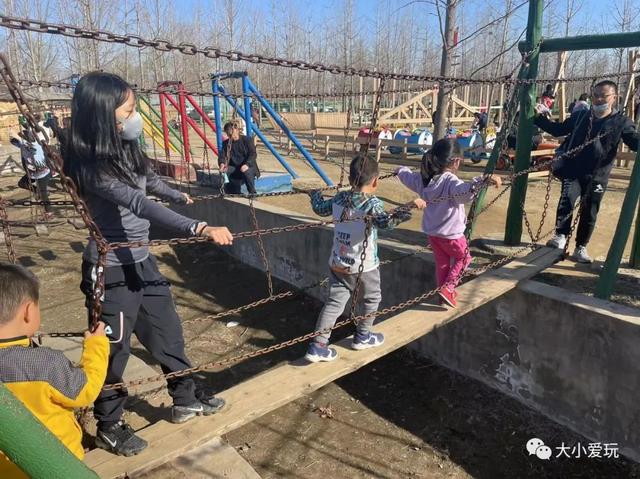 地?cái)們和⌒陀螛?lè)項(xiàng)目怎么做，廣場(chǎng)地?cái)們和螛?lè)項(xiàng)目？