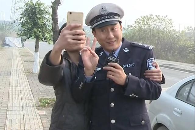 抖音陳警官是誰，抖音上陳總個人資料？