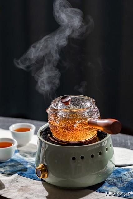 喝茶說(shuō)說(shuō)發(fā)朋友圈短句，喝茶說(shuō)說(shuō)發(fā)朋友圈短句搞笑？