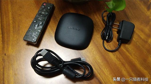 能看私人頻道的電視盒子直播軟件下載安裝（電視盒子可以看直播的軟件）