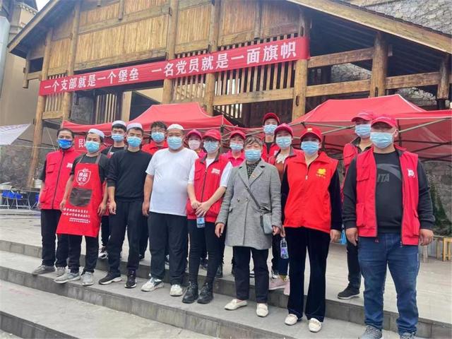 快手網(wǎng)紅死去的六個人是誰，快手網(wǎng)紅死去的六個人是誰??？