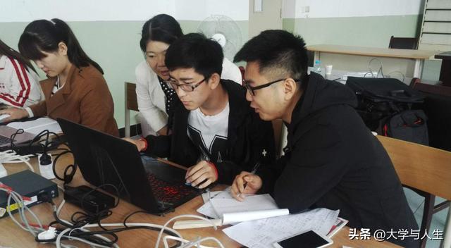 電商專業(yè)畢業(yè)后好就業(yè)嗎，電商專業(yè)的就業(yè)？
