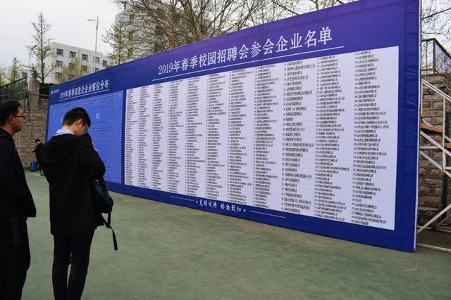 什么專業(yè)最賺錢 適合女生的工作（什么專業(yè)最賺錢 適合女生的職業(yè)）
