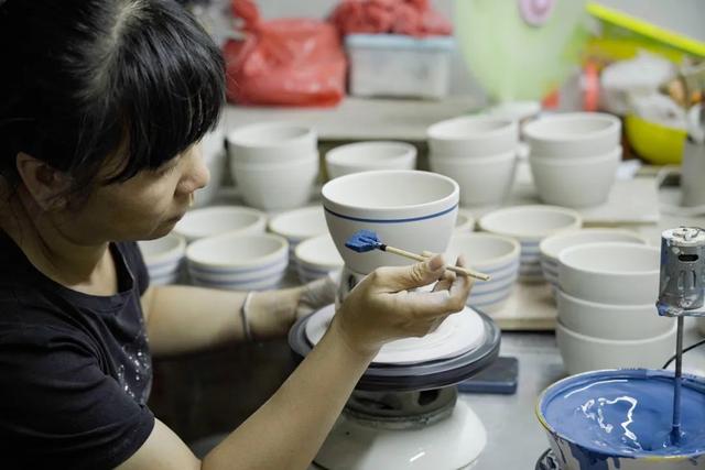 拼多多老總是誰(shuí)手機(jī)號(hào)是多少，拼多多老總是誰(shuí)黃崢？