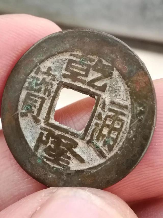 閑魚(yú)平臺(tái)收多少手續(xù)費(fèi)合適（閑魚(yú)平臺(tái)收多少手續(xù)費(fèi)合法）