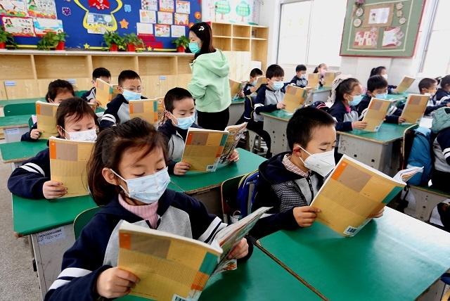 小學(xué)語(yǔ)文線上線下教學(xué)銜接計(jì)劃三年級(jí)（小學(xué)語(yǔ)文線上線下教學(xué)銜接方案）