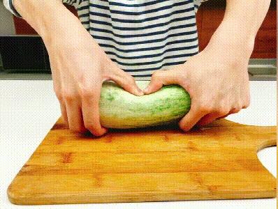 羊角蜜的皮和籽可以吃嗎（羊角蜜籽可以吃么）