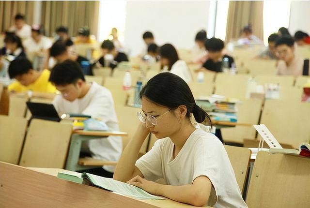 適合拿快遞的名字簡(jiǎn)單（快遞名字用什么好）