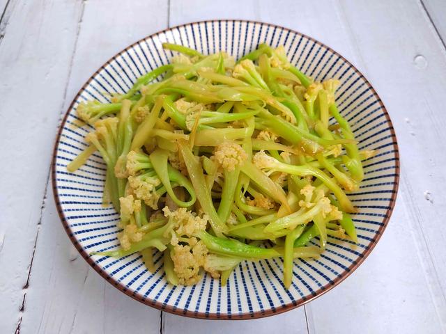 忙到半夜的朋友圈說說，下班晚才吃飯發(fā)朋友圈說說？