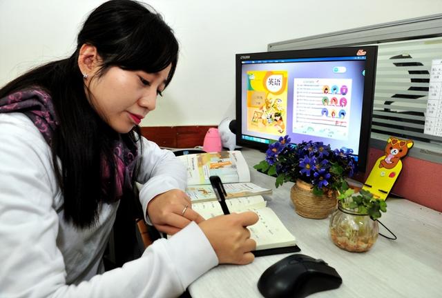適合教師的25個副業(yè)有哪些，適合教師的25個副業(yè)有哪些呢？