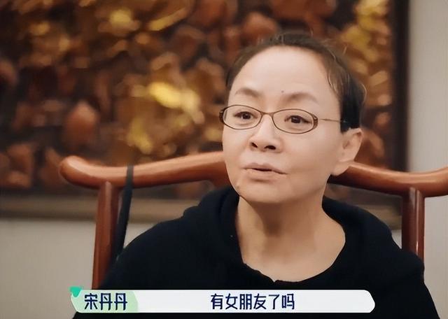 微博粉絲最多的明星排行榜，微博粉絲最多的明星排行榜2022年