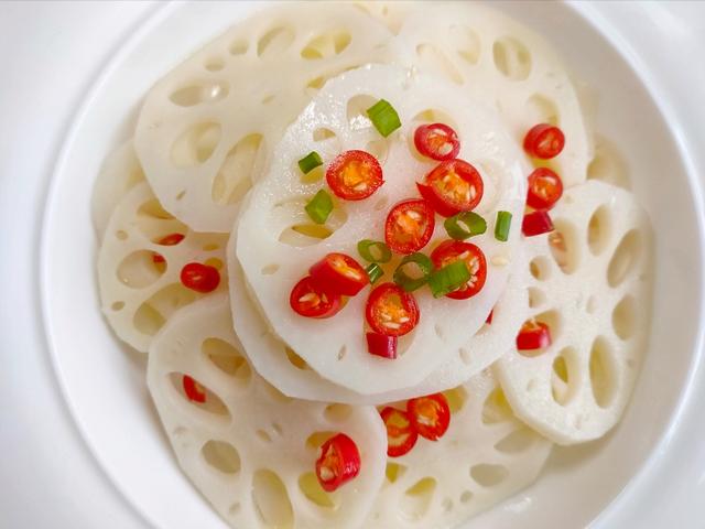 涼拌粉絲怎么做好吃又簡單竅門，涼拌粉絲怎么做好吃又簡單竅門視頻？