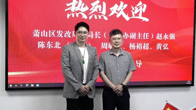 全球第一家上市的互聯(lián)網(wǎng)電商平臺，全球最早的電商平臺？