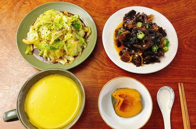吃素食發(fā)朋友圈配字小紅書，發(fā)素食的朋友圈配文？