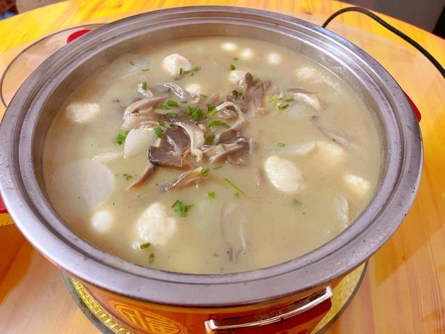 朋友圈菜品宣傳文案，朋友圈發(fā)菜單文案？