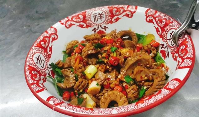 蒜蓉粉絲蒸生蠔的做法竅門是什么，蒜蓉粉絲蒸生蠔的做法竅門圖片？