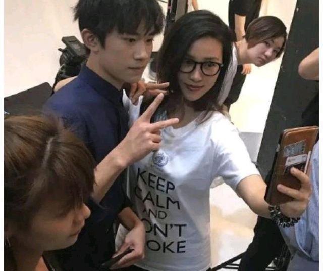易烊千璽的粉絲叫什么名字好聽，易烊千璽的粉絲名叫啥