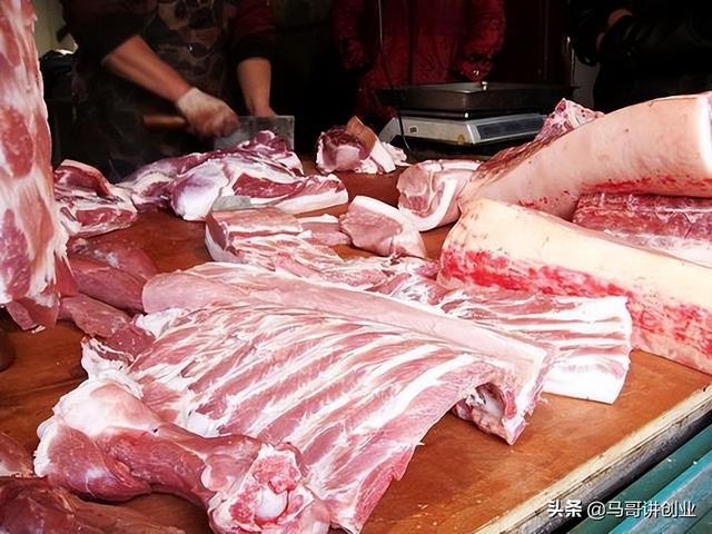 現(xiàn)在做什么生意賺錢投資小利潤(rùn)大村里（縣城適合做什么生意投資小回報(bào)快呀）