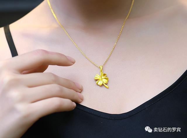 鉆石珠寶銷售技巧和話術(shù)，老鳳祥珠寶銷售技巧和話術(shù)？
