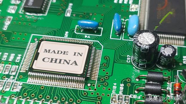 銀行業(yè)裁員降薪（國企銀行會裁員嗎）