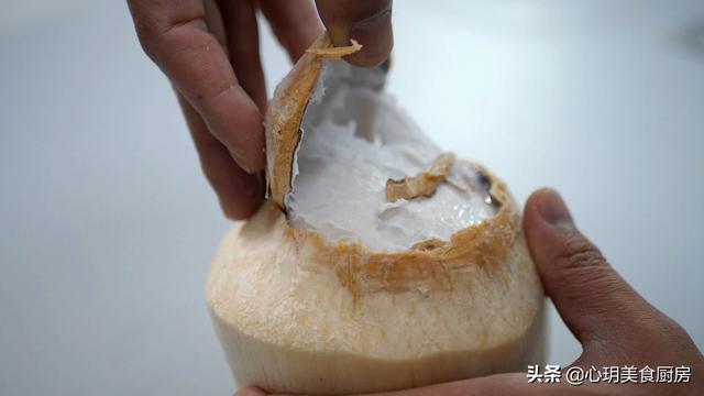 佳農(nóng)椰子汁怎么打開（生榨椰子汁怎么打開）