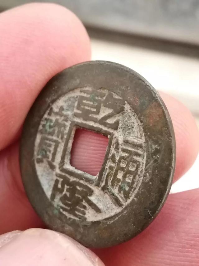 閑魚(yú)平臺(tái)收多少手續(xù)費(fèi)合適（閑魚(yú)平臺(tái)收多少手續(xù)費(fèi)合法）