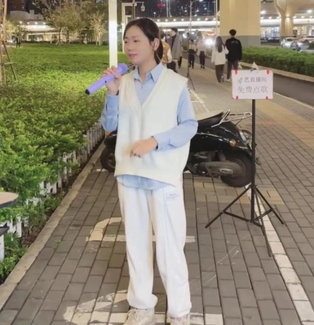 好用的夜間直播軟件推薦免費(fèi)，好用的夜間直播軟件推薦手機(jī)？