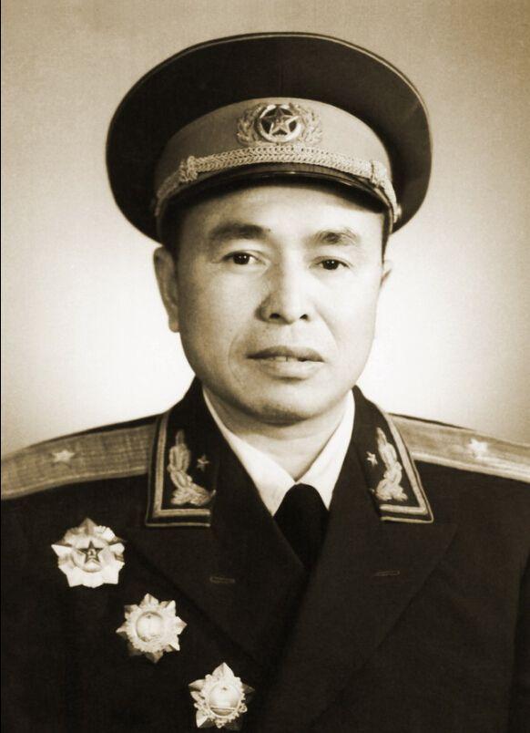 穿越成為川軍少帥的小說(shuō)，重生成川軍的小說(shuō)？