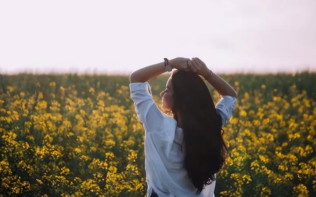 讓一下的拼音怎么寫（讓一讓的拼音怎么寫）