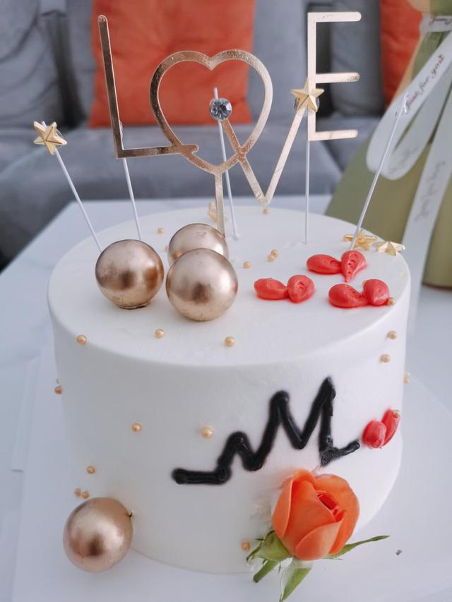 結(jié)婚13周年紀念日朋友圈說說怎么發(fā)，結(jié)婚紀念日13年發(fā)朋友圈？