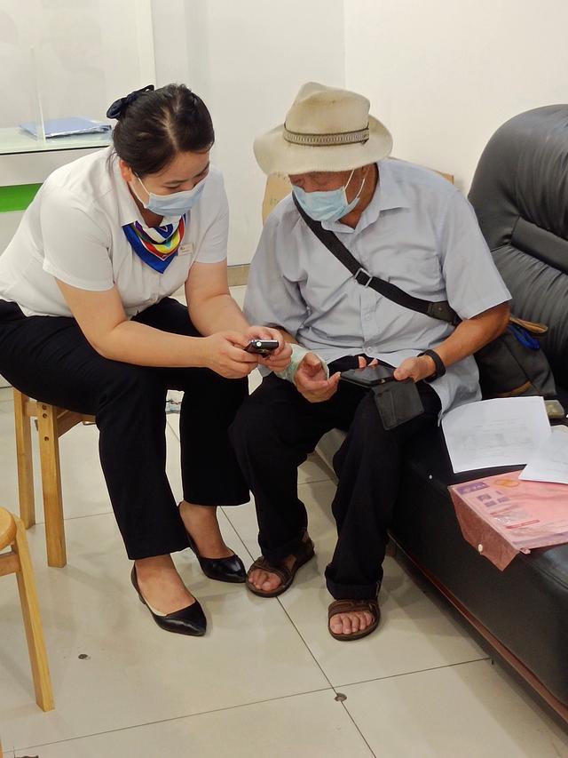 中國(guó)電信流量查詢短信號(hào)碼是多少（中國(guó)電信流量查詢短信號(hào)碼是什么）
