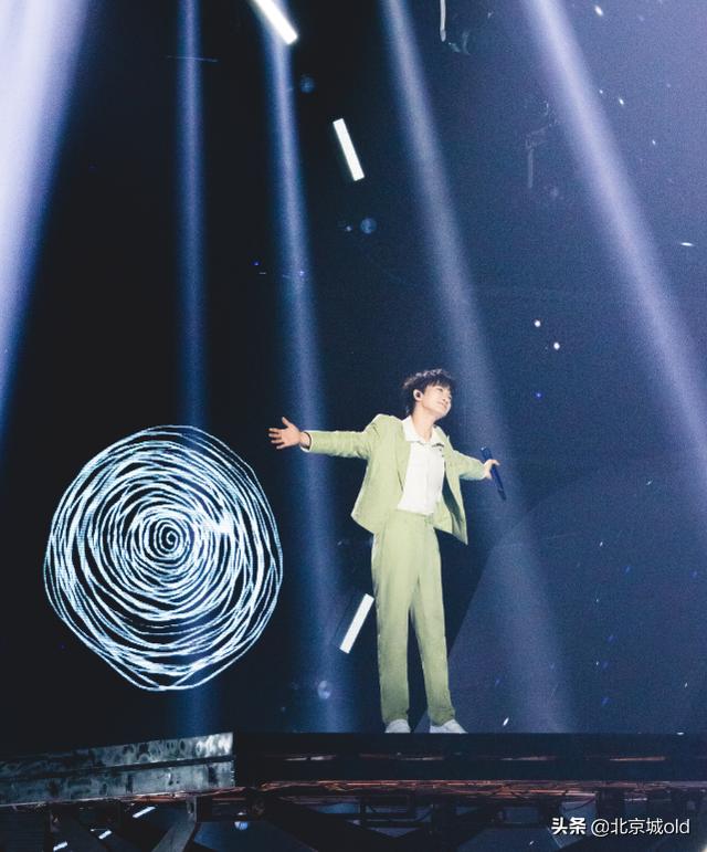 021抖音最火的歌曲，2020抖音最火50首歌曲？"