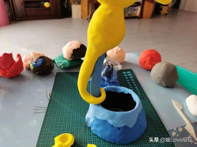 00種簡(jiǎn)單粘土造型視頻（100種簡(jiǎn)單粘土造型食品）"