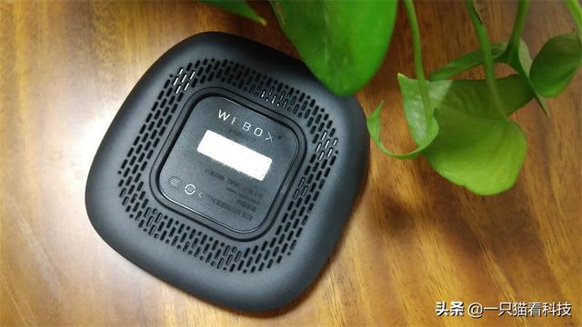 能看私人頻道的電視盒子直播軟件下載安裝（電視盒子可以看直播的軟件）