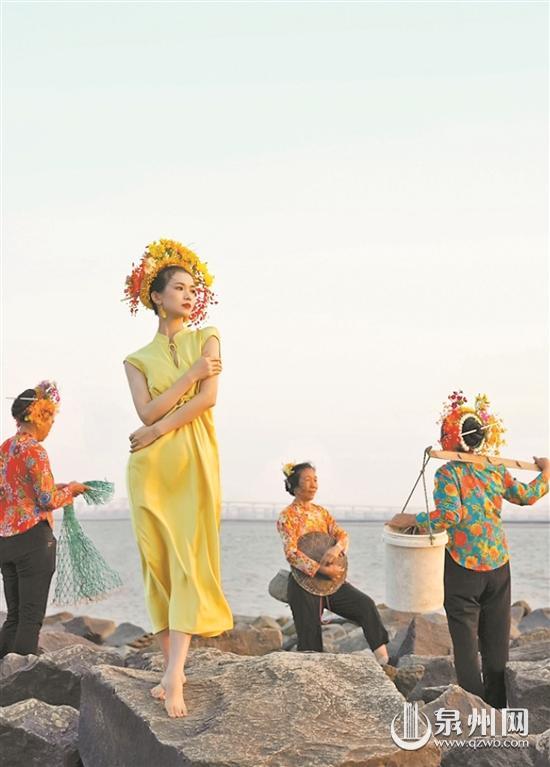 閩南語歌曲抖音紅歌女生唱的是什么，最近抖音上很火的閩南語歌曲女生唱的？