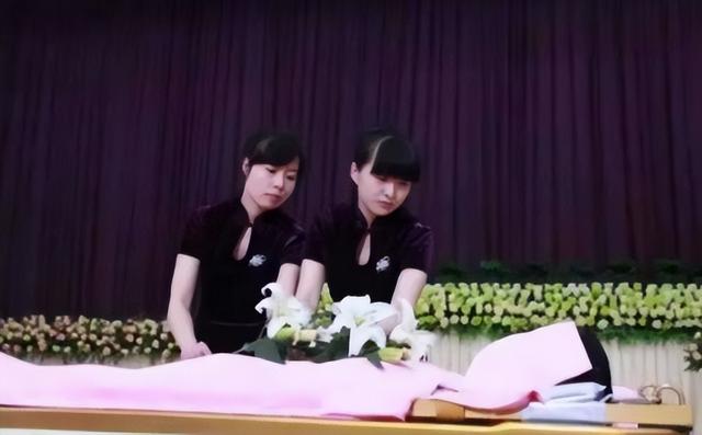 2歲學生干什么可以掙錢，12歲可以干什么掙錢快？"