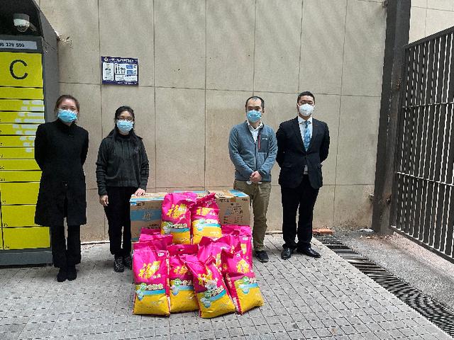 來(lái)自對(duì)象的投喂怎么發(fā)朋友圈微博，來(lái)自男朋友的投喂發(fā)朋友圈？