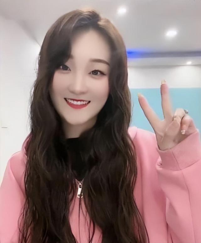 抖音櫥窗帶貨背景圖片怎么弄，抖音櫥窗帶貨背景圖片素材？