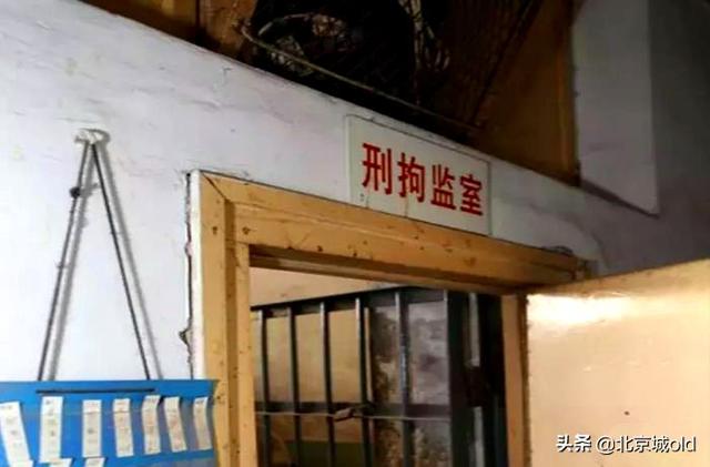 白小航背后老大（白小航）