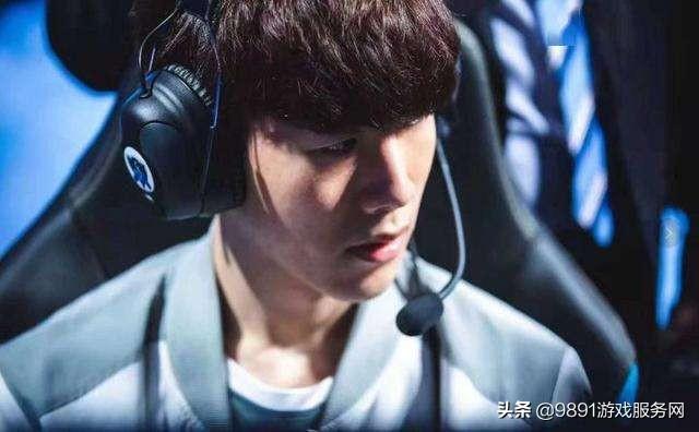 直播背景墻圖片怎么弄呢，直播背景墻圖片怎么弄呢白色