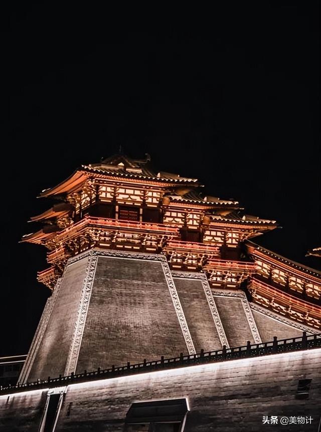 名人朋友圈小劇場(chǎng)怎么玩，名人朋友圈的玩法？