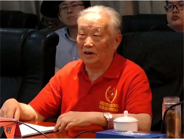 霍金斯的死亡過程30秒（霍金死亡全過程的視頻）